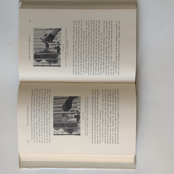 The First Year of Life - René A. Spitz - 1965 - Picture 12 of 12